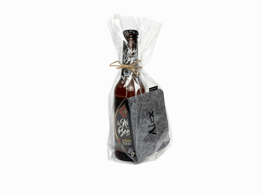 Monedero personalizado y botella